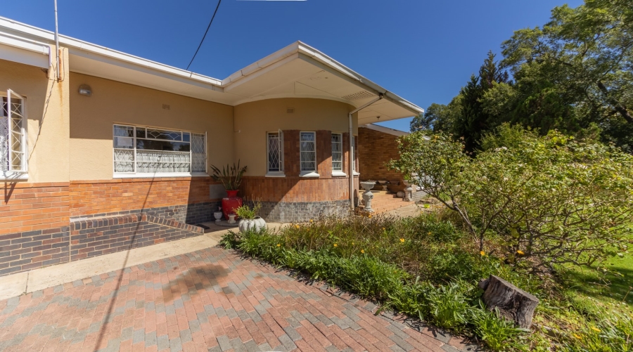 4 Bedroom Property for Sale in Kroonheuwel Free State